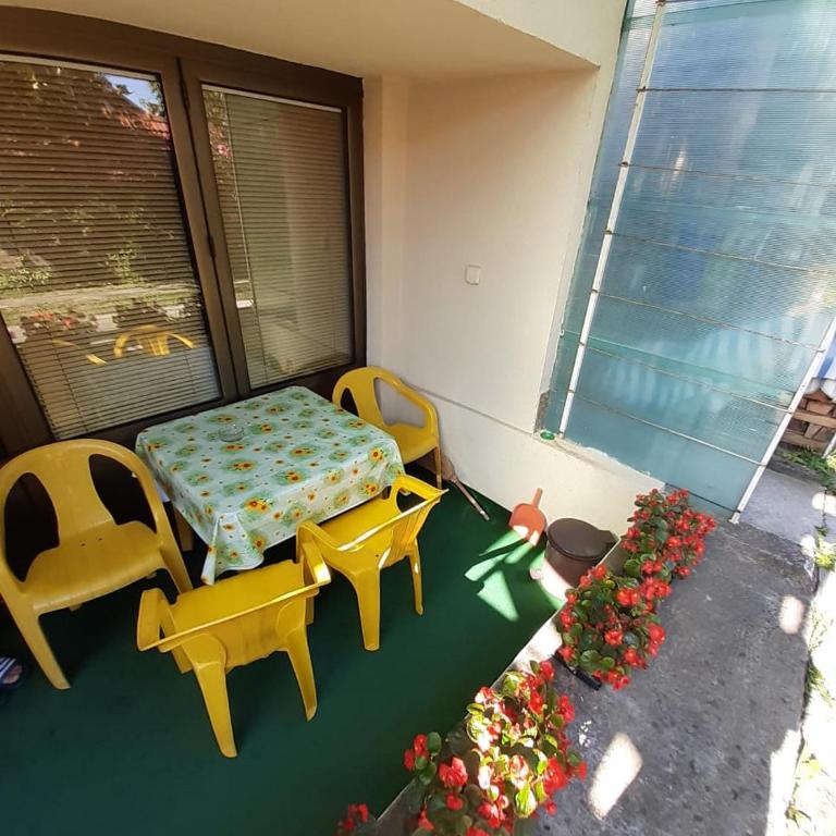Apartmani Perovic - Two-Bedroom Apartment - 12