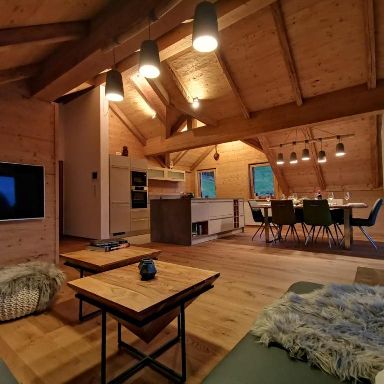 Berghütte Murmele - Three-Bedroom Chalet - 18