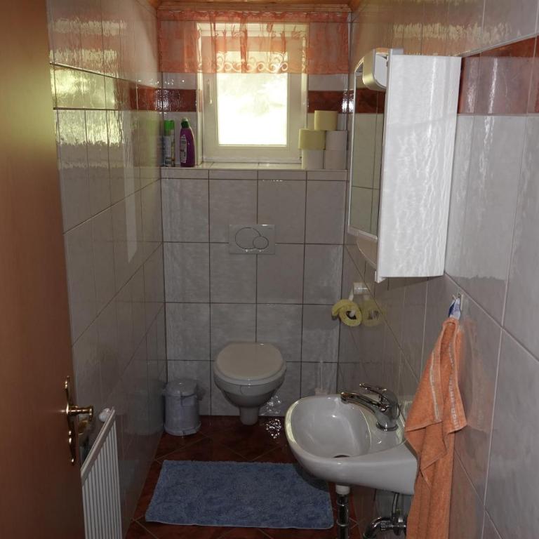 Ferienwohnung Grießer - Apartment mit 3 Schlafzimmern - Nebengebäude - 1. Etage - 3