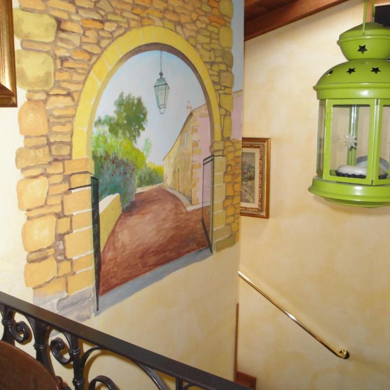 The Queen Tower - Two Connecting Double Rooms - 10
