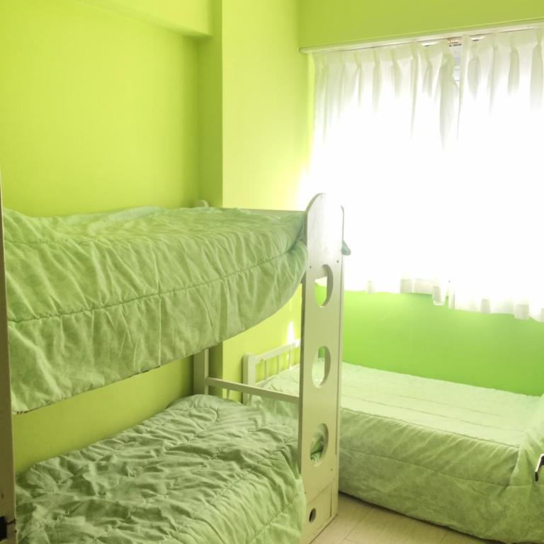 Departamento Cabo Corrientes con cochera cubierta, sólo alquiler a familias o mayores de veinticinco años - Apartamento con vistas al mar - 4
