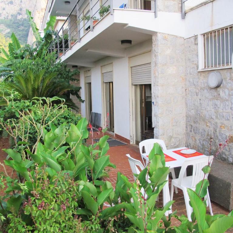 Casa in villa vista mare - Vacation Home - 5