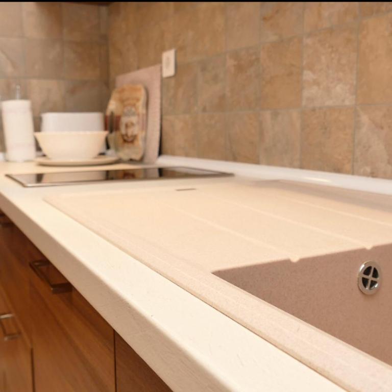 Apartment B231-Aparthotel Vučko- private host - One-Bedroom Apartment - 17