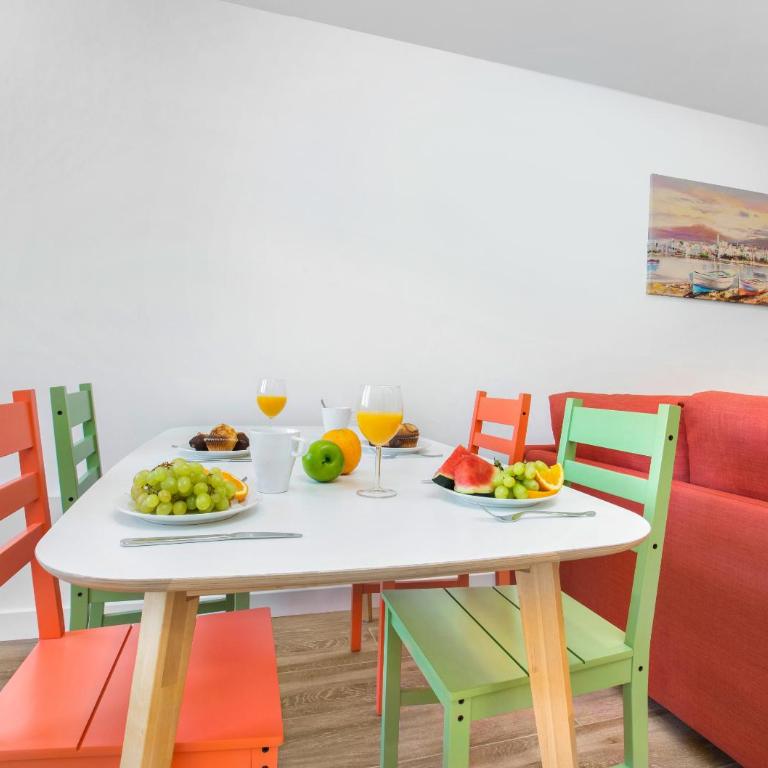 Stay U-nique Apartments Fabra i Puig - Two-Bedroom Apartment - 37
