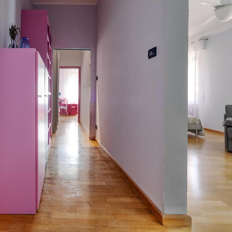 GuestHost - Sant'Orsola Colorful Huge Apartment - Two-Bedroom Apartment - 7