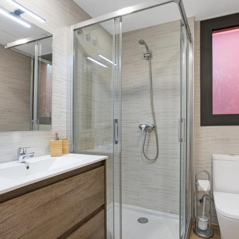 Stay U-nique Apartments Fabra i Puig - Two-Bedroom Apartment - 22