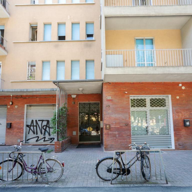 GuestHost - Sant'Orsola Colorful Huge Apartment - Two-Bedroom Apartment - 23