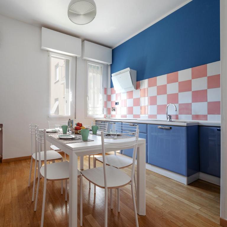 GuestHost - Sant'Orsola Colorful Huge Apartment - Two-Bedroom Apartment - 5