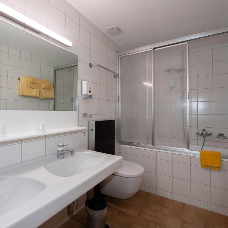 Hotel de Moiry - Dreibettzimmer - 5