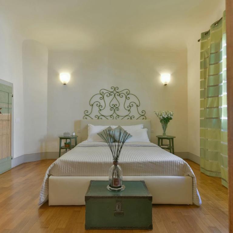 Palazzo Uguccioni Apartments - Two-Bedroom Apartment - Split Level - 4