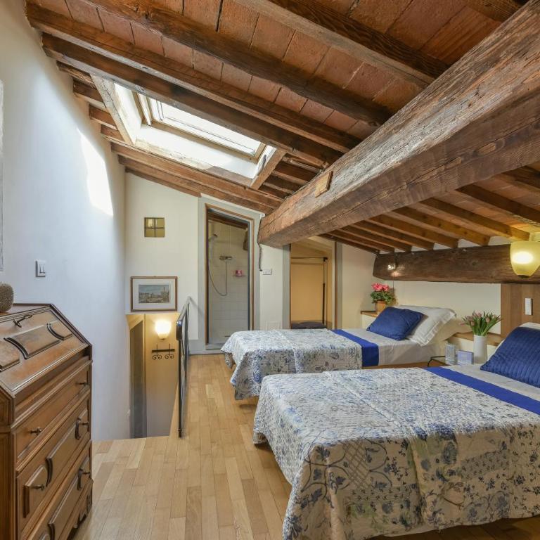Palazzo Uguccioni Apartments - Two-Bedroom Apartment - Split Level - 1