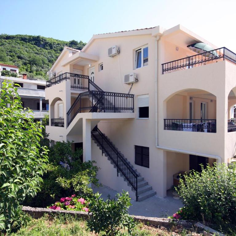 Apartments Raičević - Studio (3 Odrasle Osobe) - 1