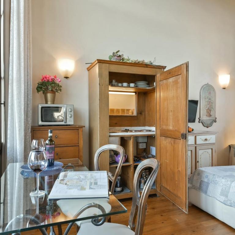 Palazzo Uguccioni Apartments - Studio - Split Level - 11