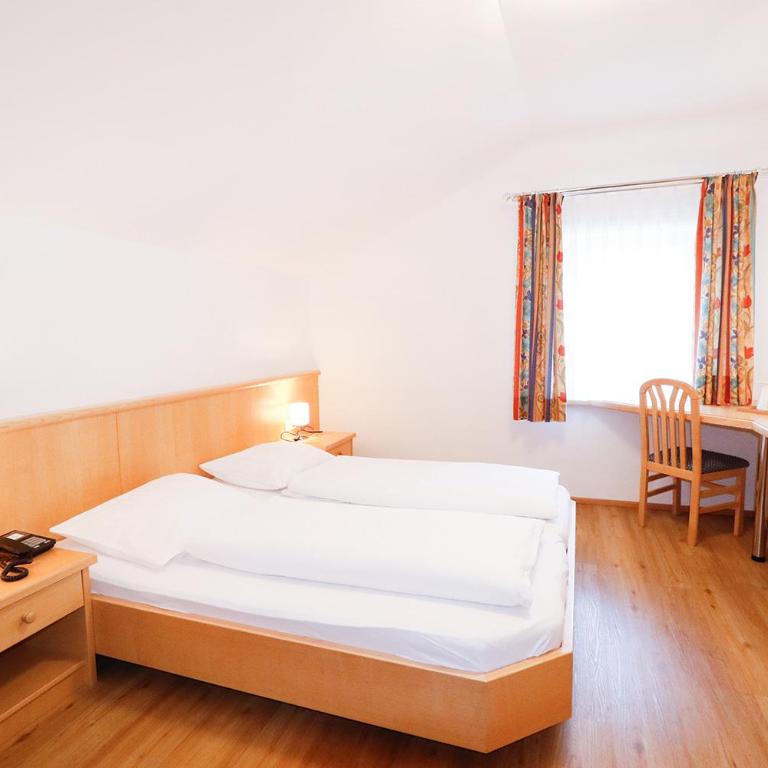 Pension Café Maier - Doppelzimmer - 4