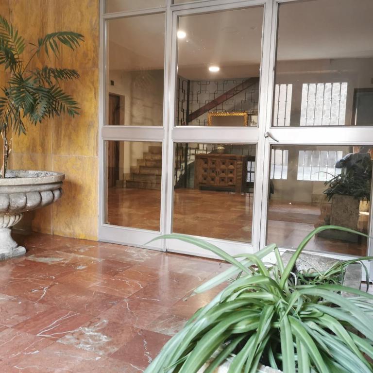 Apartamento 4Bedrooms - Apartamento con 4 dormitorios - 57