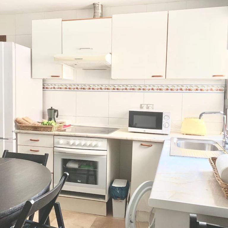 Apartamento tranquilo, cerca del centro - Apartamento de 3 dormitorios - 10