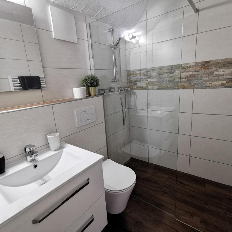 Apartments Steinbock - Mountain Views & Central Location - Apartamento con balcón - 2