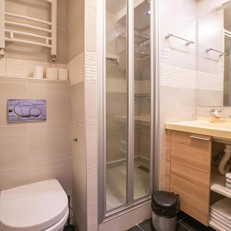 Apartments Suncani Vrhovi Kopaonik - Two-Bedroom Apartment - 9
