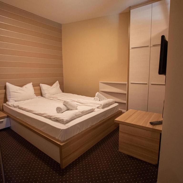 Apartments Suncani Vrhovi Kopaonik - Two-Bedroom Apartment - 6