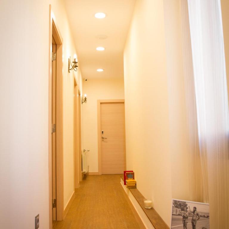 Hostal Excellence - Double or Twin Room - 5