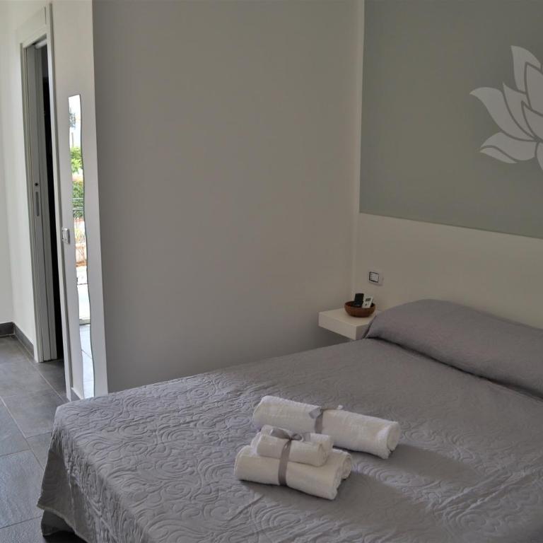 Fiore di Loto Rooms - Camera Matrimoniale Deluxe con Balcone - 45