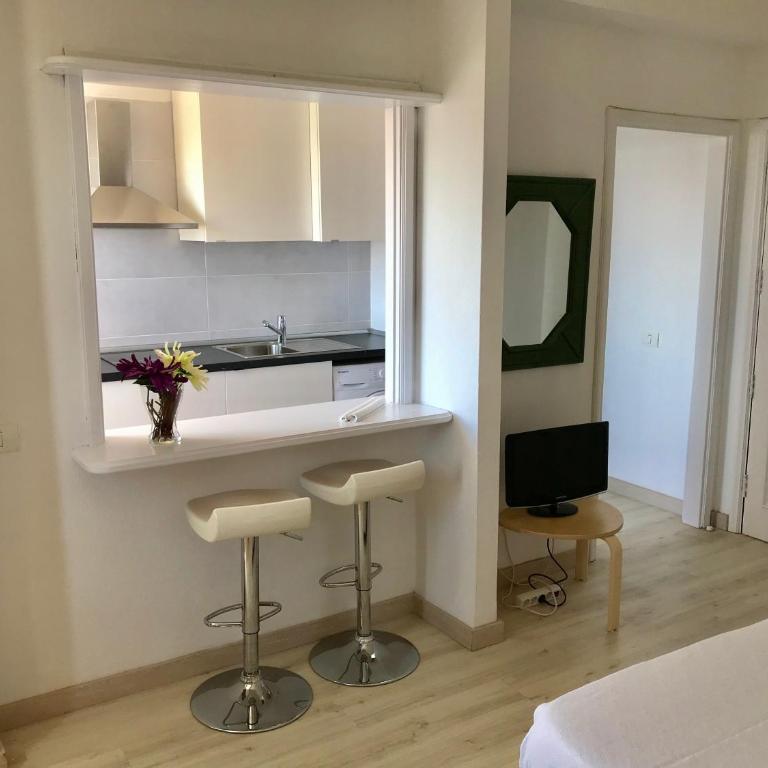 Apartamentos Bruja - Estudio Superior - 10