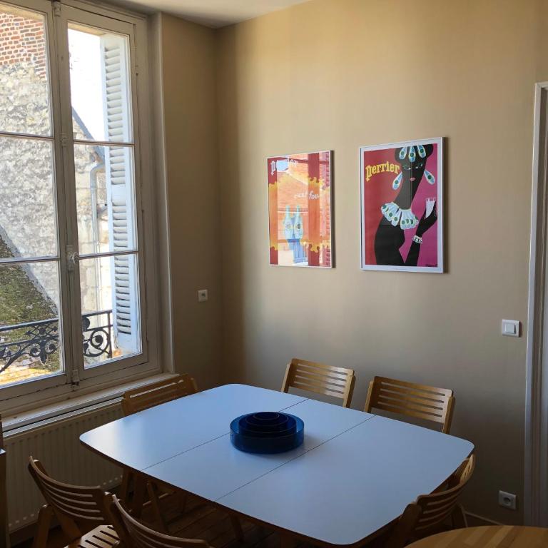 La Terrasse des bords du Cher - Three-Bedroom Apartment - 10