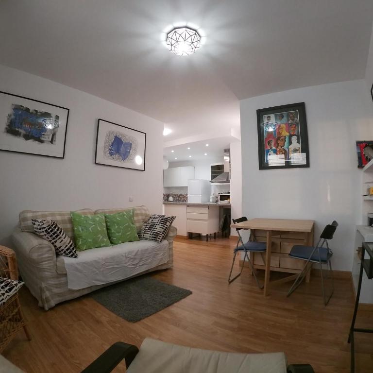 Cómoda ubicación, cerca de la playa - Apartamento de 2 dormitorios - 12