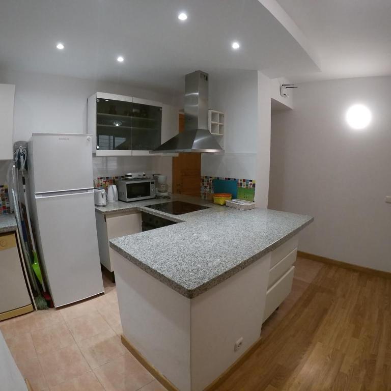 Cómoda ubicación, cerca de la playa - Apartamento de 2 dormitorios - 13