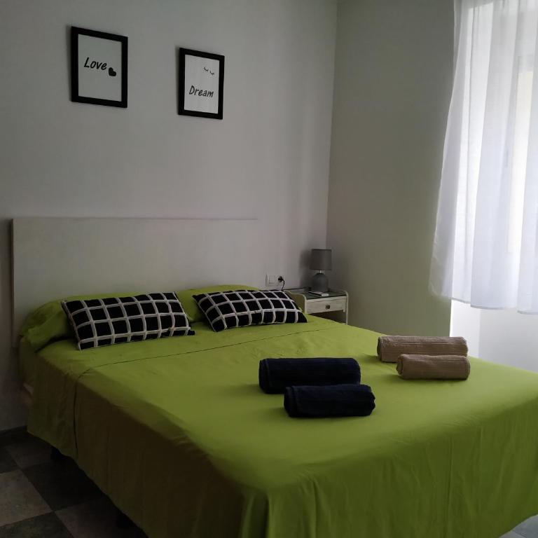 ALTILLO 25 GARAJE Y WIFI GRATIS - Apartamento de 2 dormitorios - 2