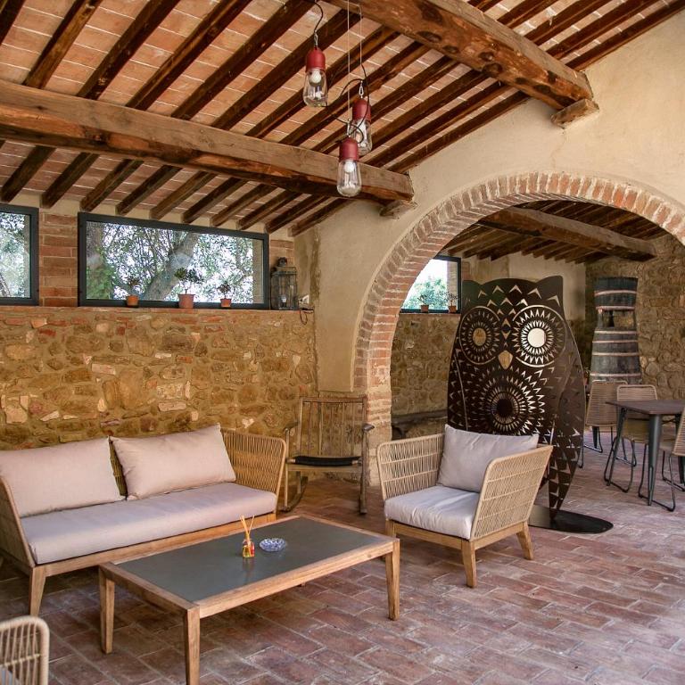 Palazzo Massaini - Cavarciano - Camera Matrimoniale con Patio - 1