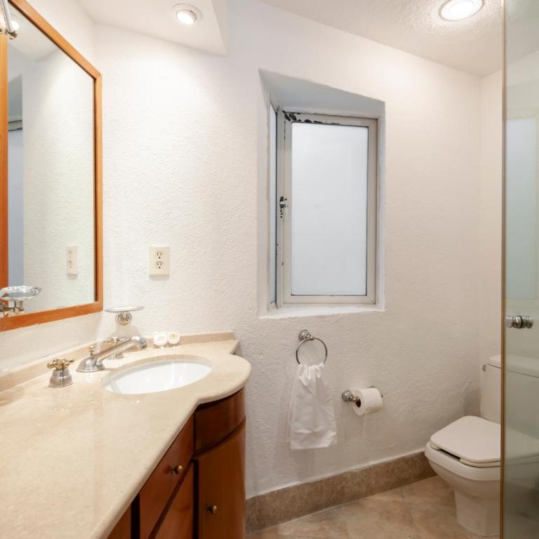 Beautiful apartment Ahuehuetes - Two-Bedroom Apartment - 9