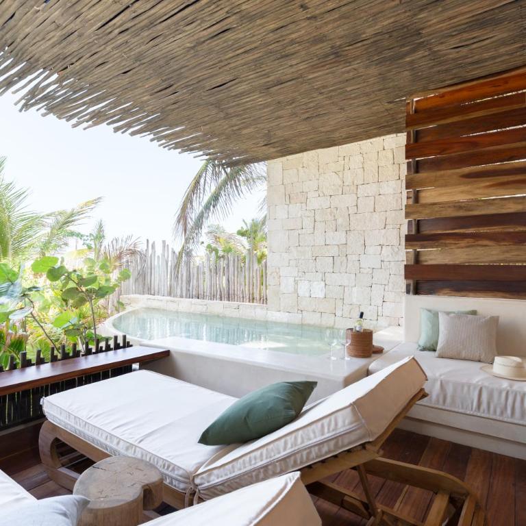 Hotel Ma'xanab Tulum - Ground floor Ocean front Suite - 2