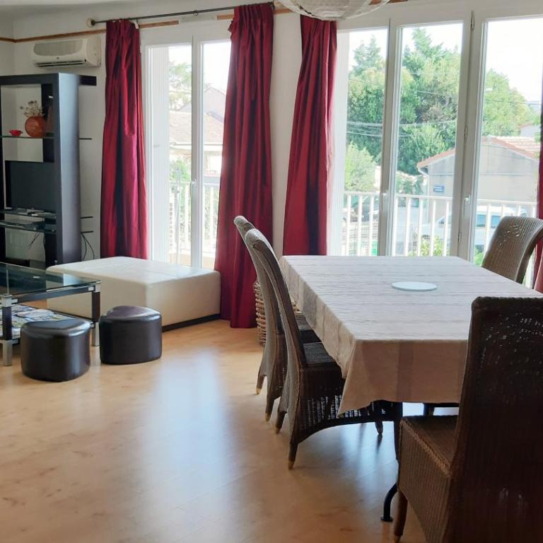 Appart Ensoleillé Proche Remparts - Apartment mit 3 Schlafzimmern - 6