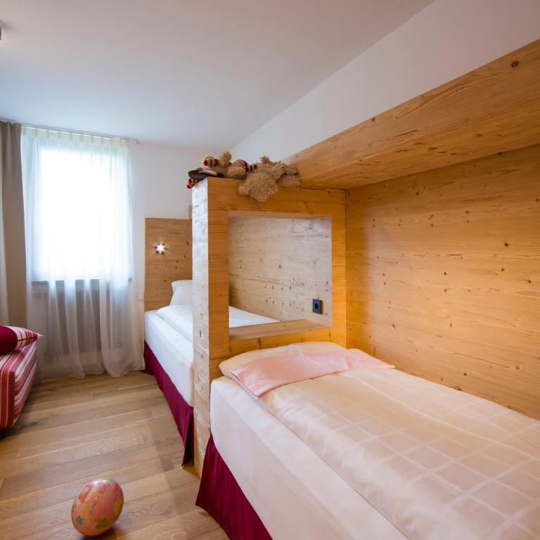 Dolomitenblick alps boutique hotel - Habitación Doble Superior con balcón y vistas a la montaña - 7
