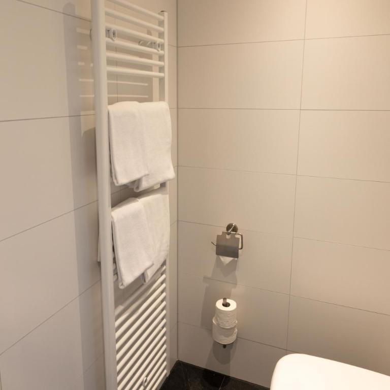 TT-ROOMS - kontaktlos mit Self Check-in I FREE PARKING - Standard Apartment - 8