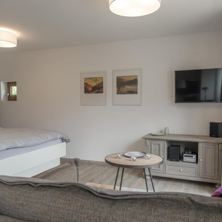 Ferienwohnungen Alpentraum - Landhaus Gutermann - Apartment - 9