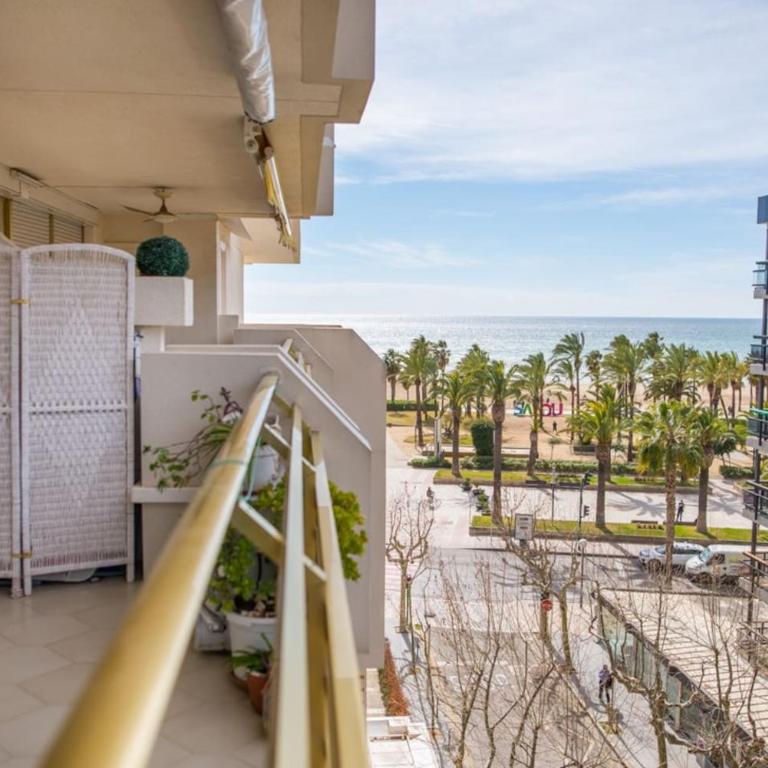 Acogedor apartamento en primera linea de playa - Apartamento de 2 dormitorios - 8