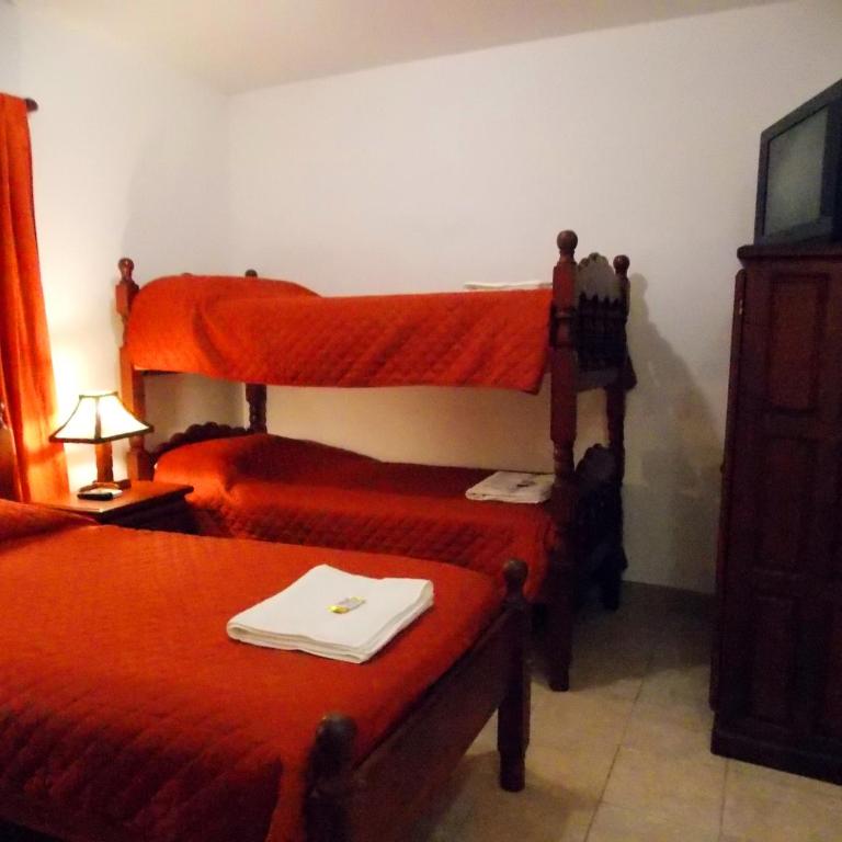 Portal De Los Valles - Habitación Familiar con baño - 6