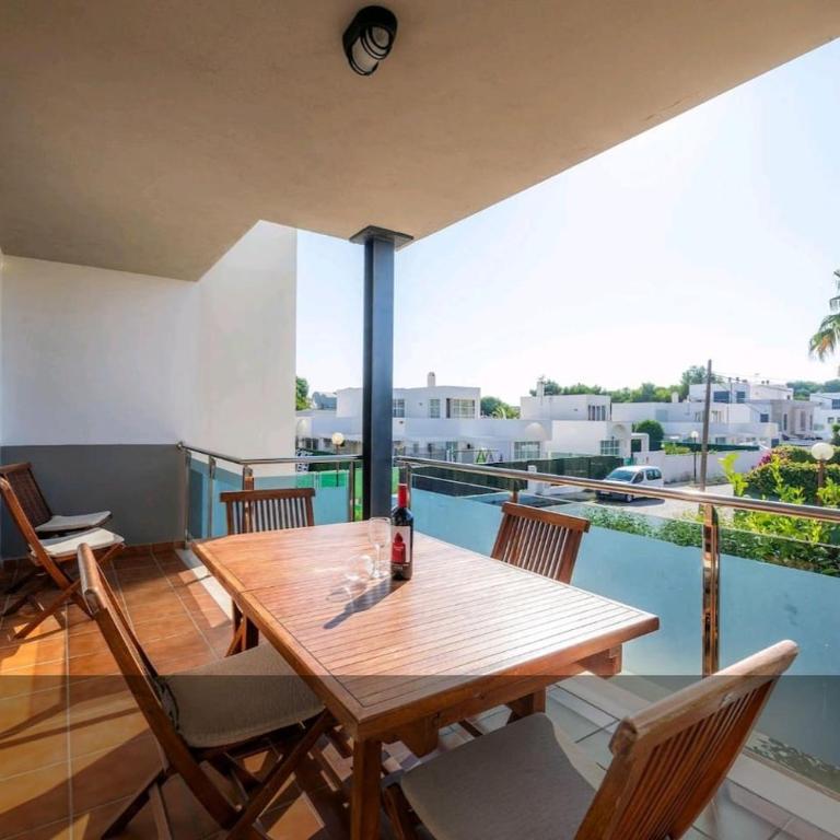 Syrenah - Three-Bedroom Apartment - 3