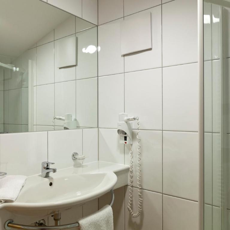 Hotel Garni Rifflsee - Standard Doppelzimmer - 3