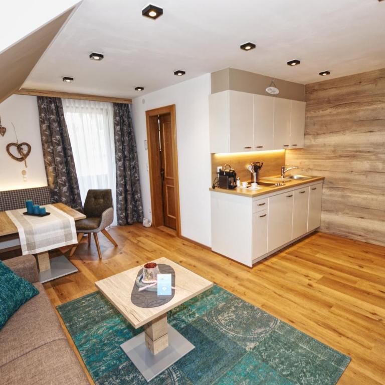 Ferienhaus Holzer - Maisonette-Apartment mit 1 Schlafzimmer und Balkon - 3