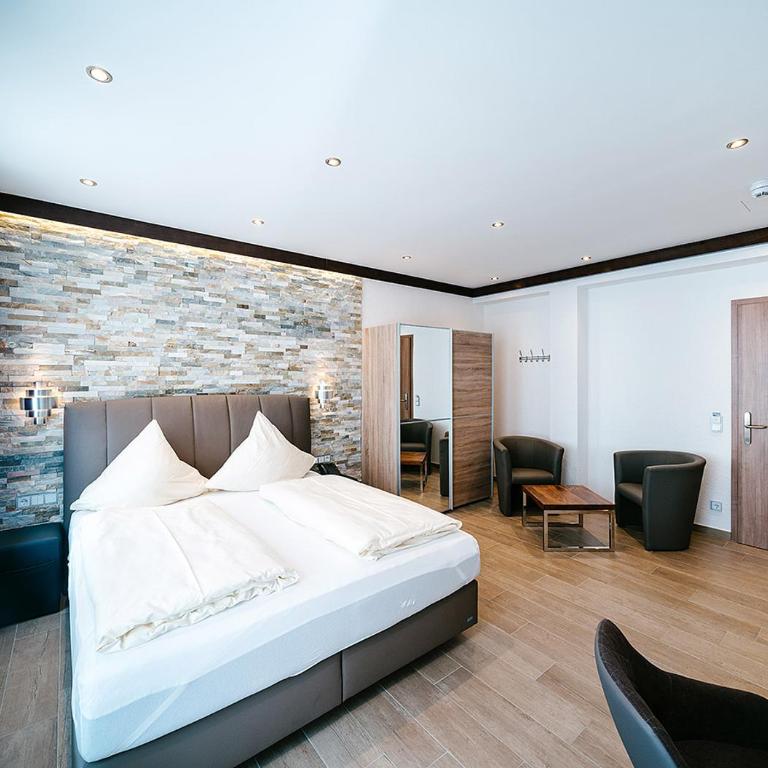 Central City Hotel - Comfort Familienzimmer mit Verbindungstür - 4