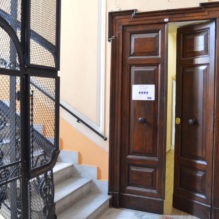 B&B Funikuli Funikula - Camera Matrimoniale con Bagno Privato - 9