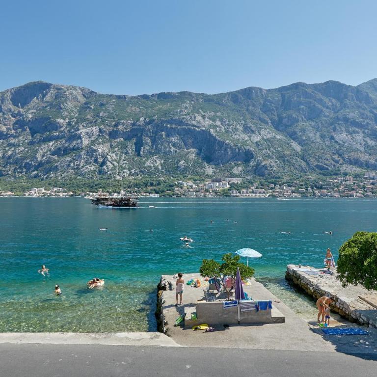 Mediterranean Holiday House & Apartments - Villa - Beach Front - 52