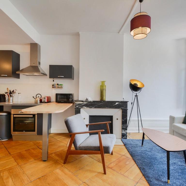 Le Cœur des Dominicains - pour 6 centre de Nancy - Apartment - 7