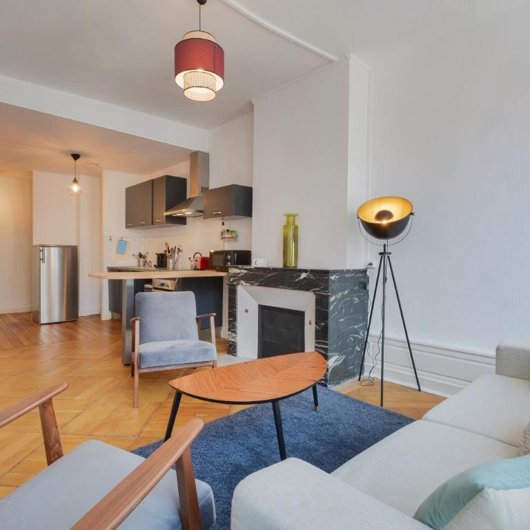 Le Cœur des Dominicains - pour 6 centre de Nancy - Apartment - 6