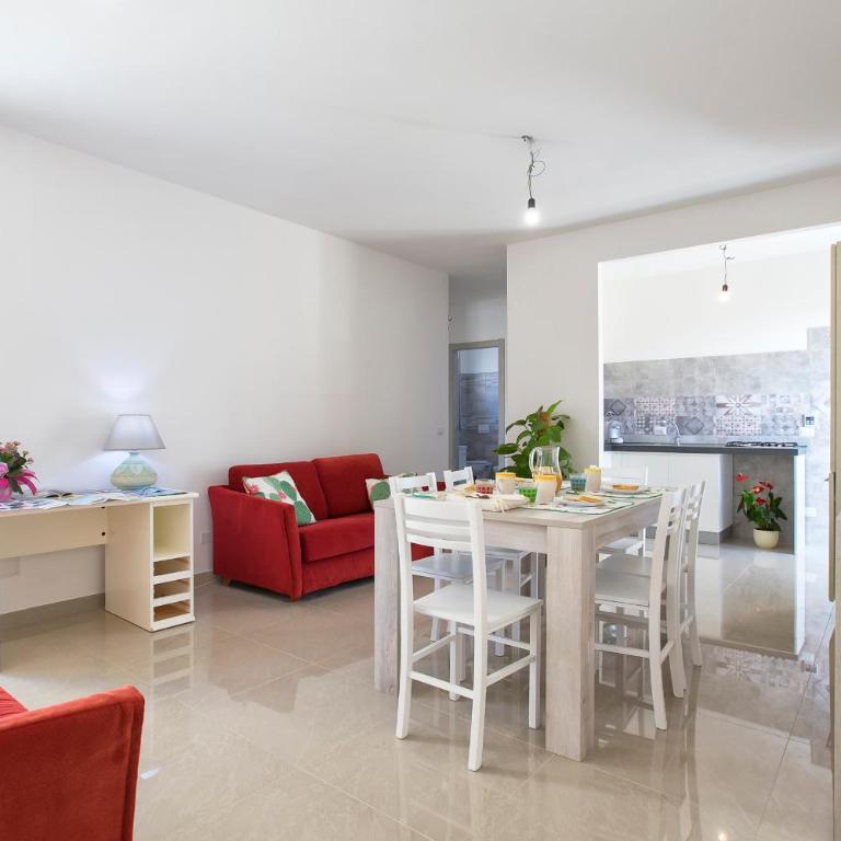 Il giardino fiorito - Casa con 2 Camere da Letto - 4