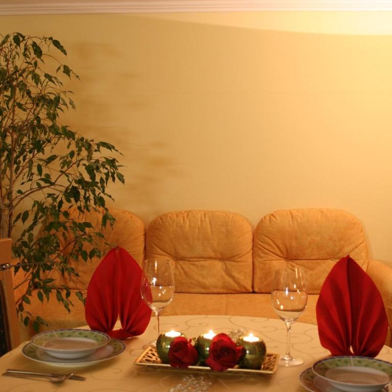 Haus Krismer - Apartment mit 2 Schlafzimmern und Badezimmer - 9