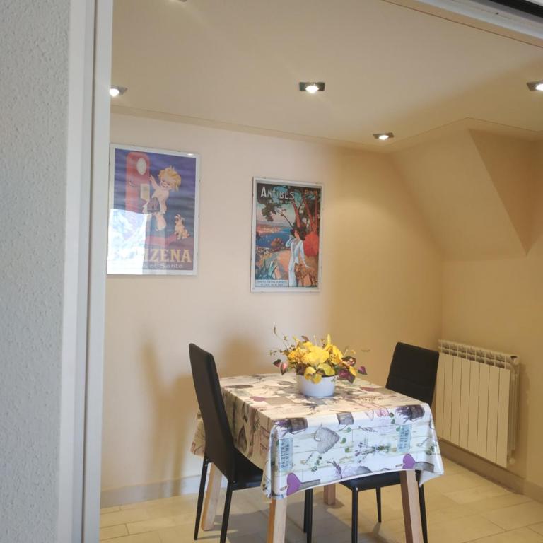 JOLI STUDIO VUE MER, VIEILLE VILLE MENTON - Studio - Vue sur Mer - 8